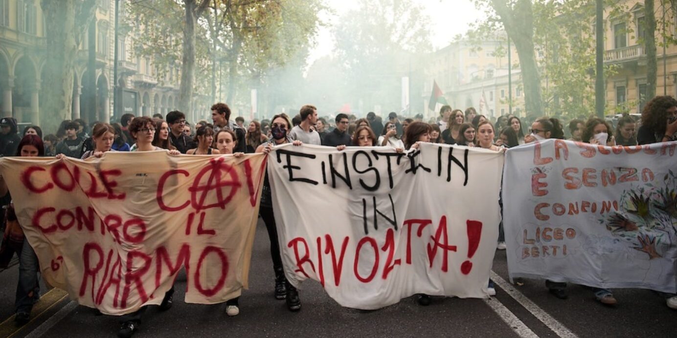 LA BANDA OFF - I giovani in piazza. E lo scandalo dell’economia sommersa e illegale in Italia: 218 miliardi. I soldi cercateli lì.